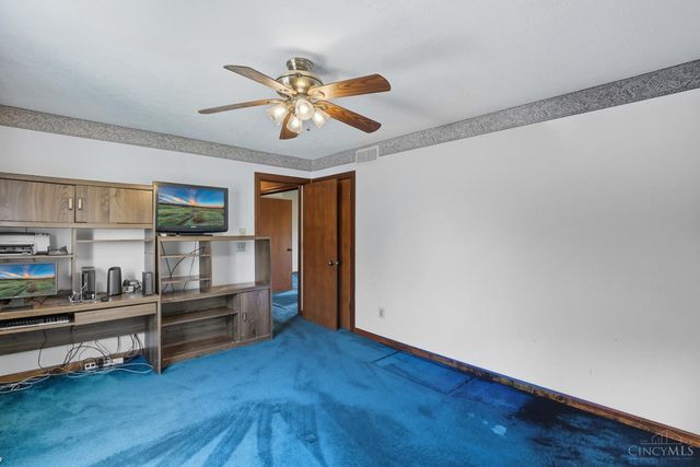 5271 Pros Drive, West Chester, OH 45069