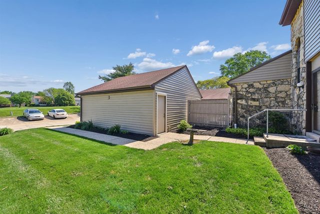 5271 Pros Drive, West Chester, OH 45069