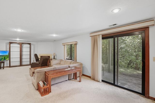 5271 Pros Drive, West Chester, OH 45069