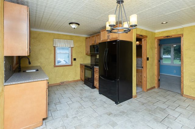 841 13th Street, West Des Moines, IA 50265