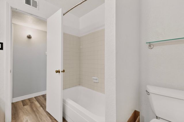 5312 Revi Don Drive NE, Albuquerque, NM 87111