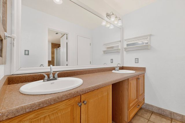 5312 Revi Don Drive NE, Albuquerque, NM 87111