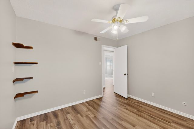 5312 Revi Don Drive NE, Albuquerque, NM 87111