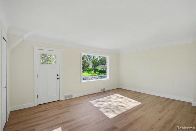 217 Jefferson Street, Vassar, MI 48768