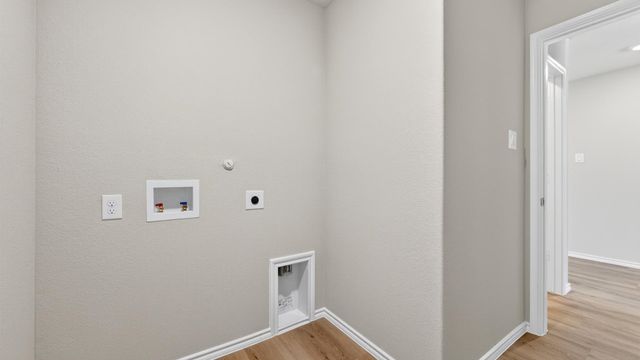 172 HIBISCUS Drive, Boyd, TX 76023