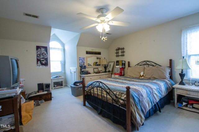 1526 Jonesboro Road, Dunn, NC 28334