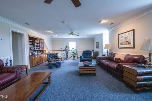 1526 Jonesboro Road, Dunn, NC 28334