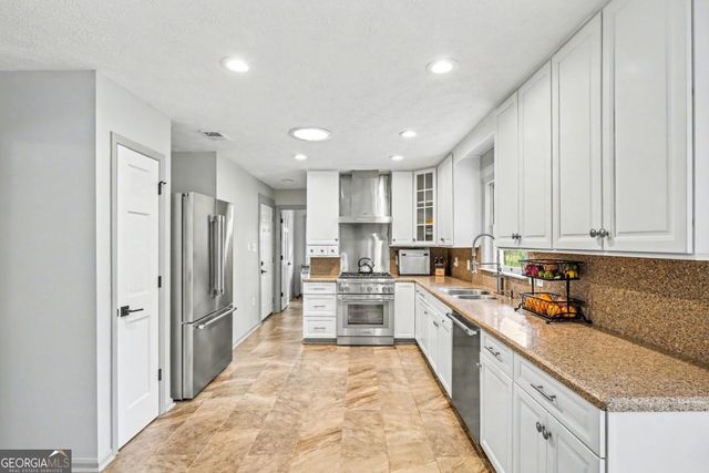 113 Mercer Road, Savannah, GA 31411