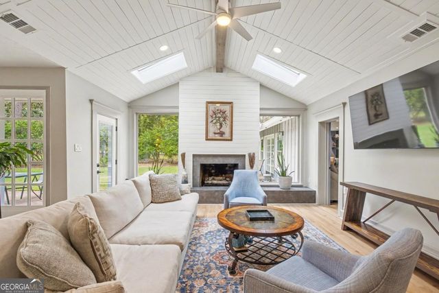 113 Mercer Road, Savannah, GA 31411