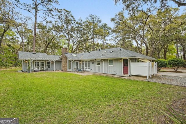 113 Mercer Road, Savannah, GA 31411