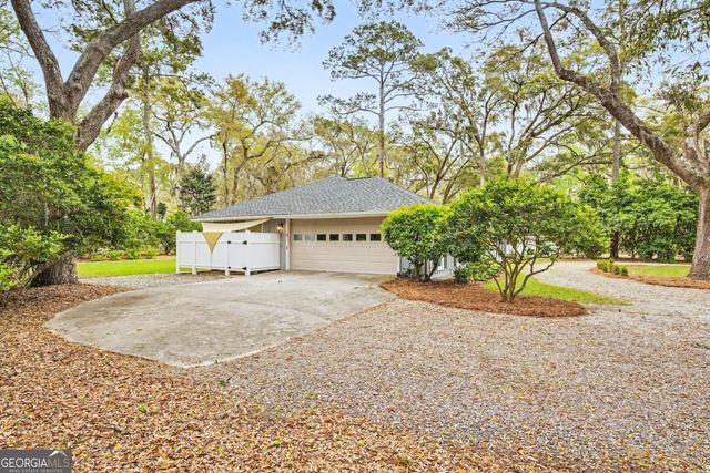 113 Mercer Road, Savannah, GA 31411