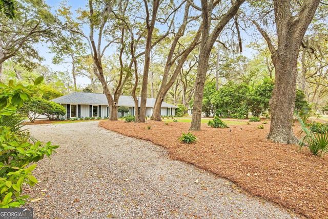 113 Mercer Road, Savannah, GA 31411