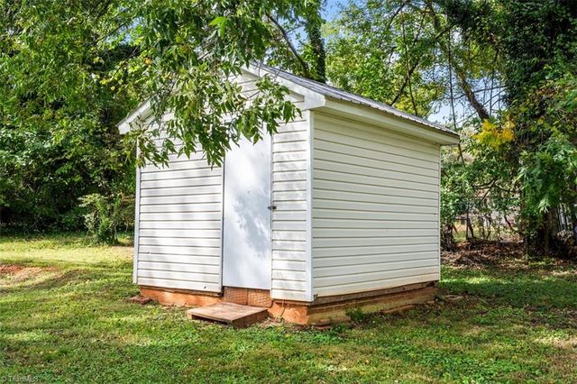 203 Church Street, Randleman, NC 27317