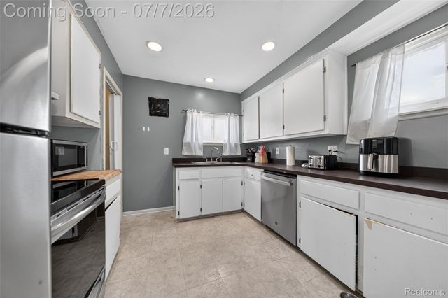 18181 Buckhannon Street, Roseville, MI 48066