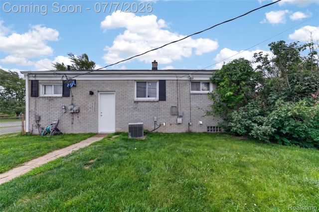 18181 Buckhannon Street, Roseville, MI 48066