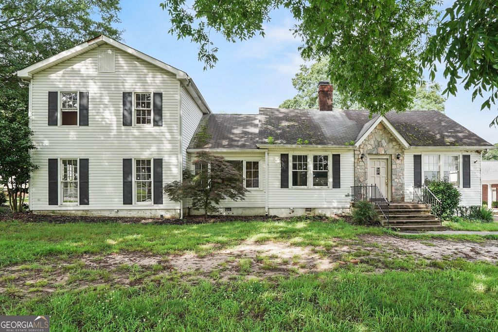 10 Shadburn Ferry Road, Buford, GA 30518