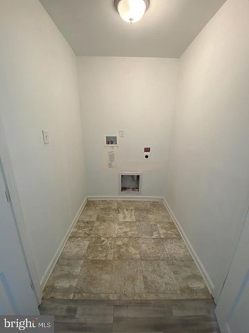 71 ATHENS DR, Hedgesville, WV 25427