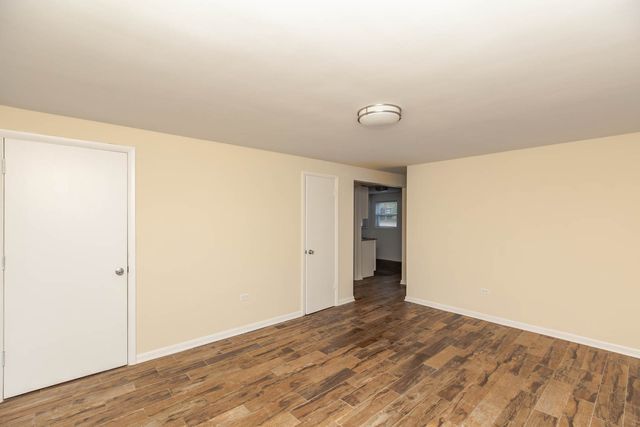 4904 N Harlem Avenue 1W, Harwood Heights, IL 60706