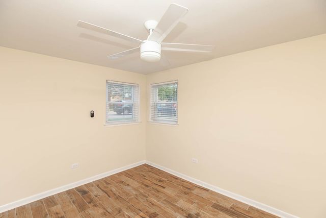 4904 N Harlem Avenue 1W, Harwood Heights, IL 60706