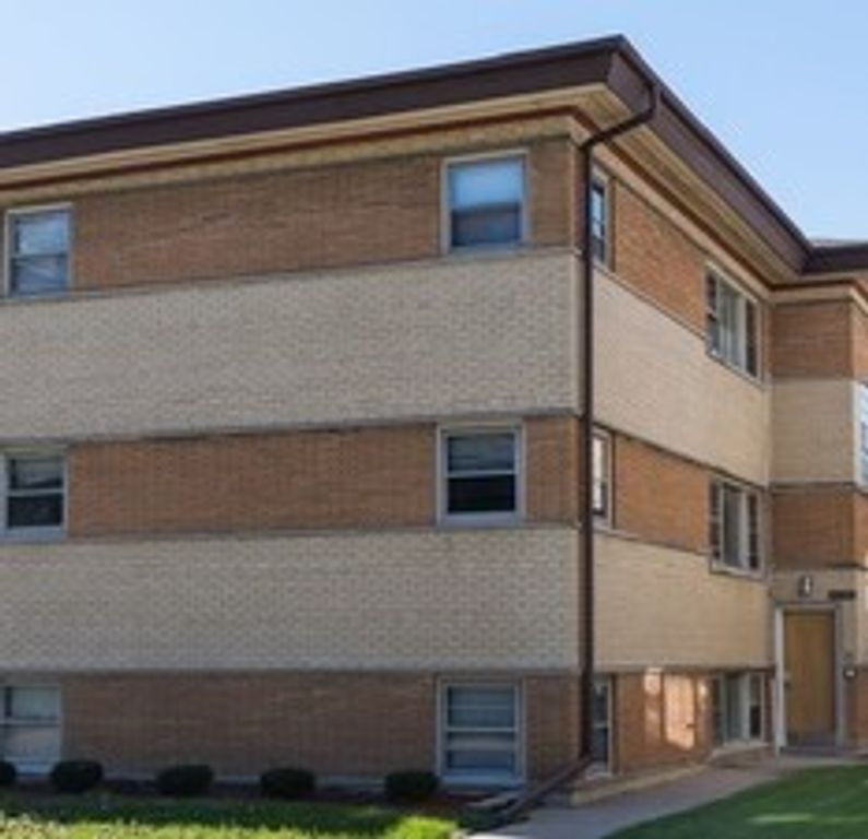 4904 N Harlem Avenue 1W, Harwood Heights, IL 60706