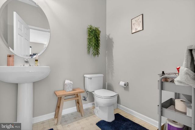 144 CHANCELLOR, Deptford, NJ 08096