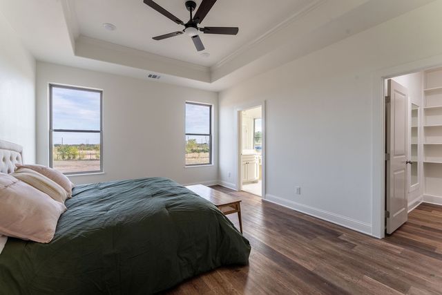 1028 Don Eve Court, Azle, TX 76020
