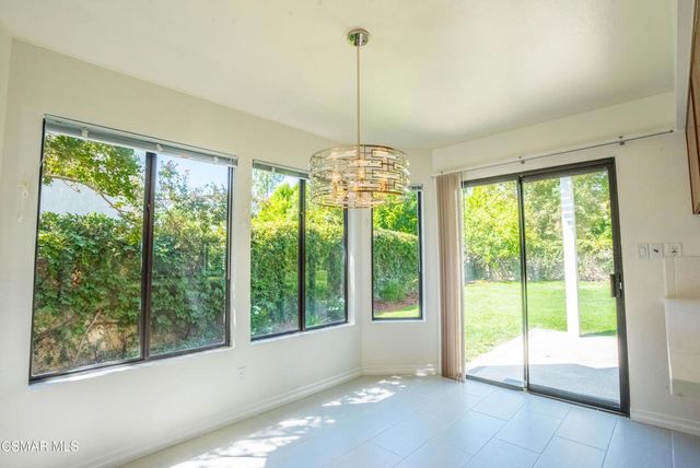 5627 Middle Crest Drive, Agoura Hills, CA 91301