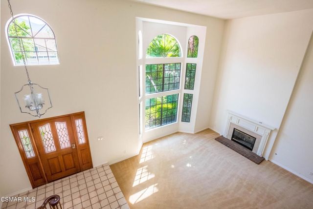 5627 Middle Crest Drive, Agoura Hills, CA 91301