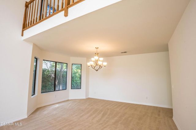 5627 Middle Crest Drive, Agoura Hills, CA 91301