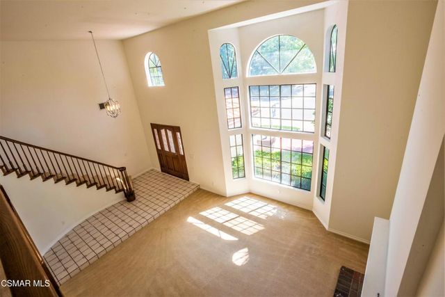 5627 Middle Crest Drive, Agoura Hills, CA 91301