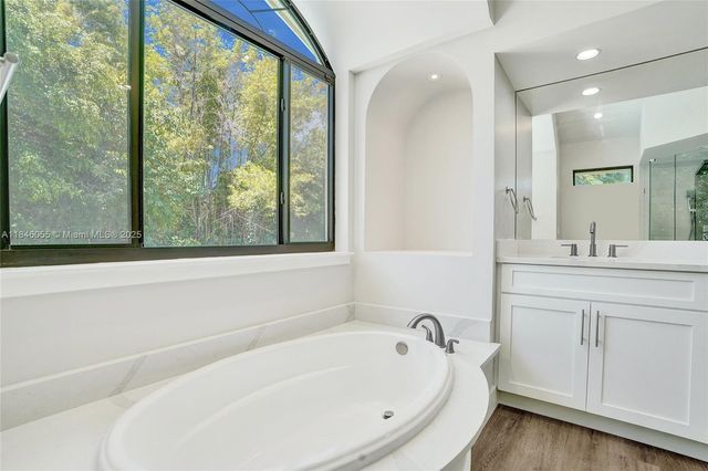2749 Park Dr, Lake Worth, FL 33462