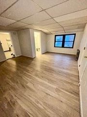 11 Edgewood St 3, Worcester, MA 01602