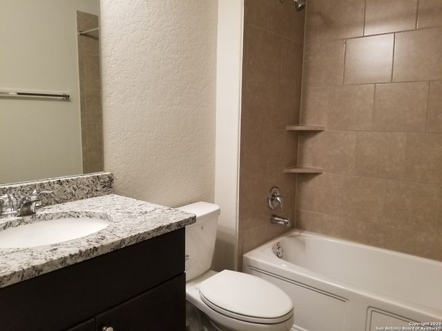 6035 Akin Pl, San Antonio, TX 78261