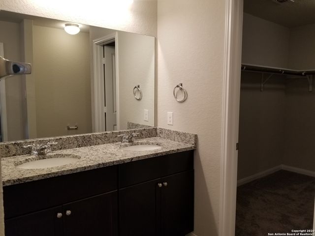 6035 Akin Pl, San Antonio, TX 78261
