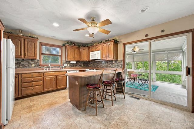 5460 Lakefront Drive, Green Twp, OH 45247