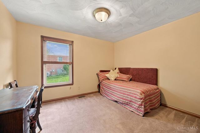 5460 Lakefront Drive, Green Twp, OH 45247