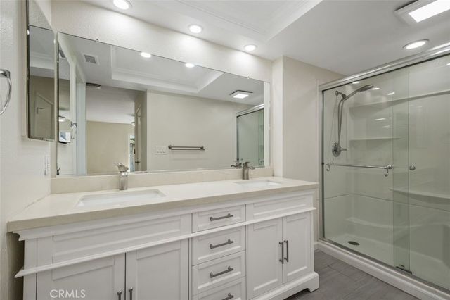 1091 STONE BROOK Lane, Costa Mesa, CA 92627