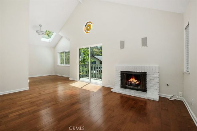 1091 STONE BROOK Lane, Costa Mesa, CA 92627