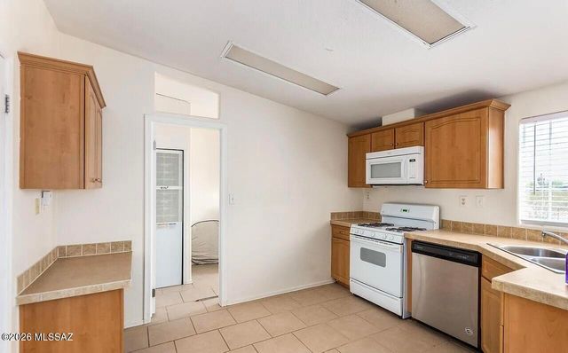 12085 N Musket Road, Marana, AZ 85653