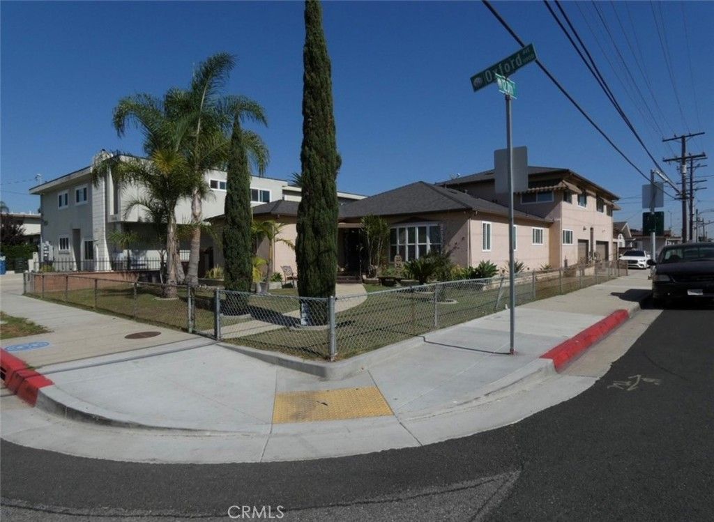 11992 Oxford, Hawthorne, CA 90250 — exterior