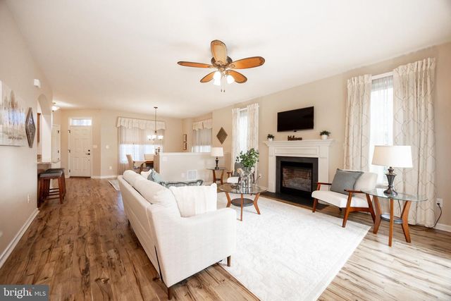 136 HONEYCROFT BLVD, Cochranville, PA 19330