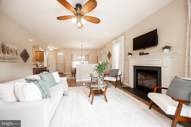 136 HONEYCROFT BLVD, Cochranville, PA 19330