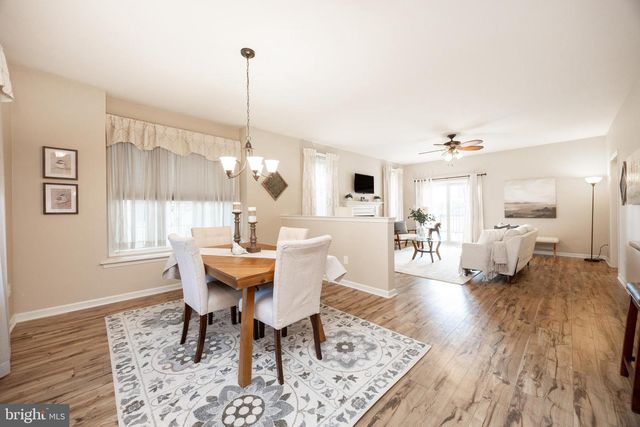 136 HONEYCROFT BLVD, Cochranville, PA 19330