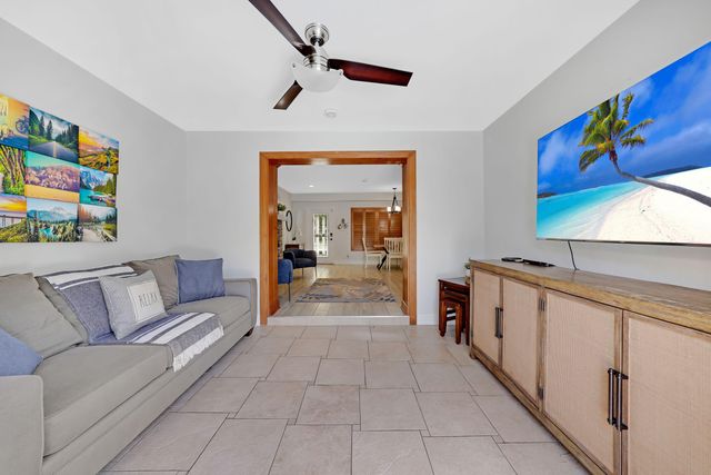 401 NW 21ST Court, Wilton Manors, FL 33311