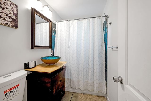401 NW 21ST Court, Wilton Manors, FL 33311