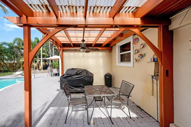 401 NW 21ST Court, Wilton Manors, FL 33311