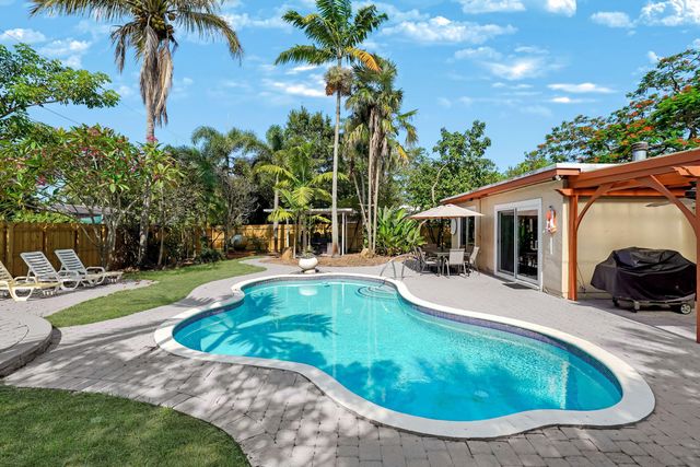 401 NW 21ST Court, Wilton Manors, FL 33311