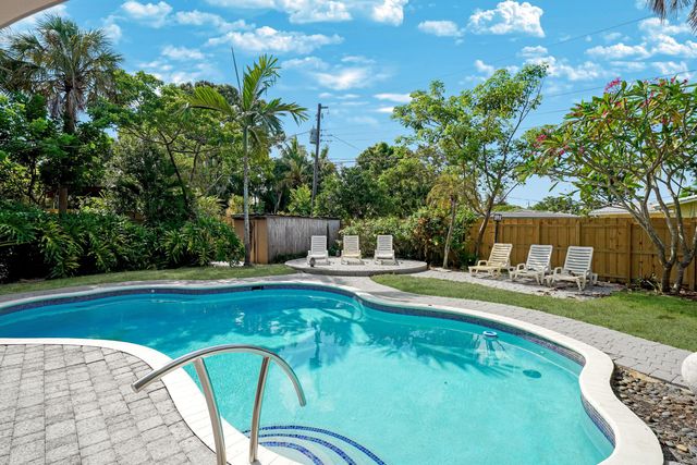 401 NW 21ST Court, Wilton Manors, FL 33311