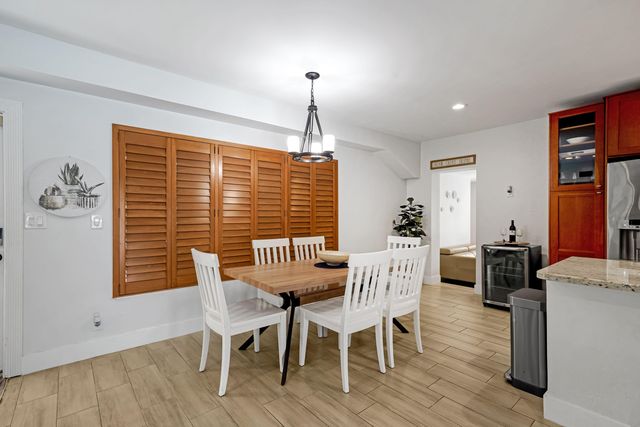 401 NW 21ST Court, Wilton Manors, FL 33311