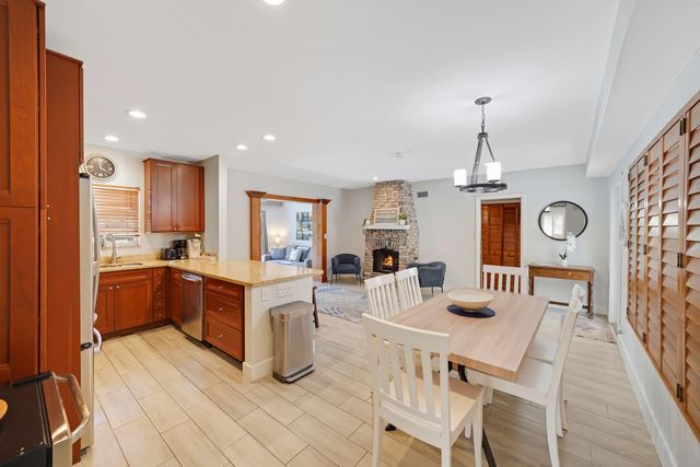 401 NW 21ST Court, Wilton Manors, FL 33311